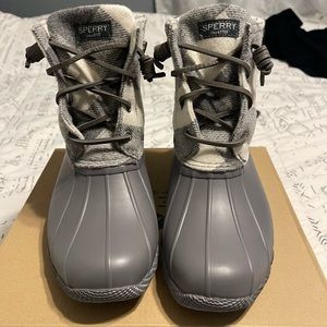 Sperry boots